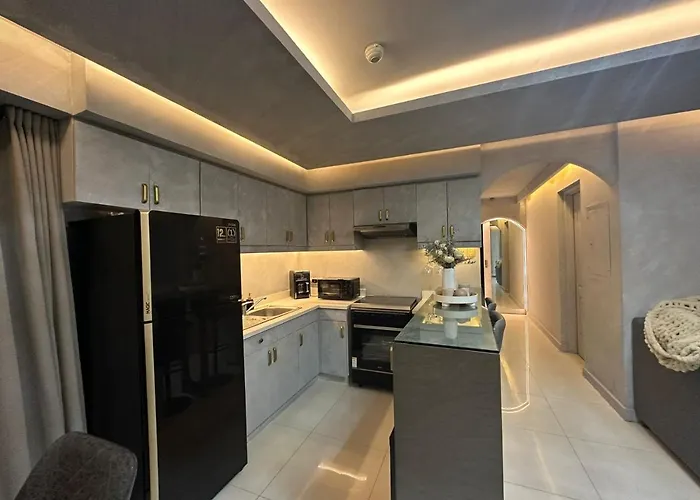 Apartment In Taguig, 2br Condo, Acacia Estates, Bgc, *